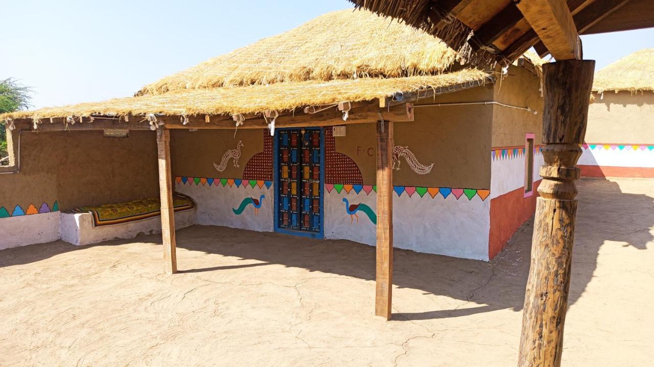 Kutir Craft Village Resort Bherandiāla Exterior foto
