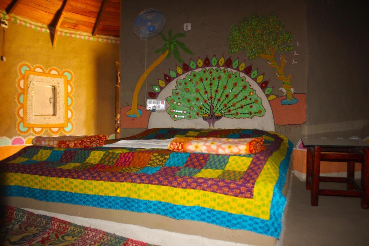 Kutir Craft Village Resort Bherandiāla Exterior foto